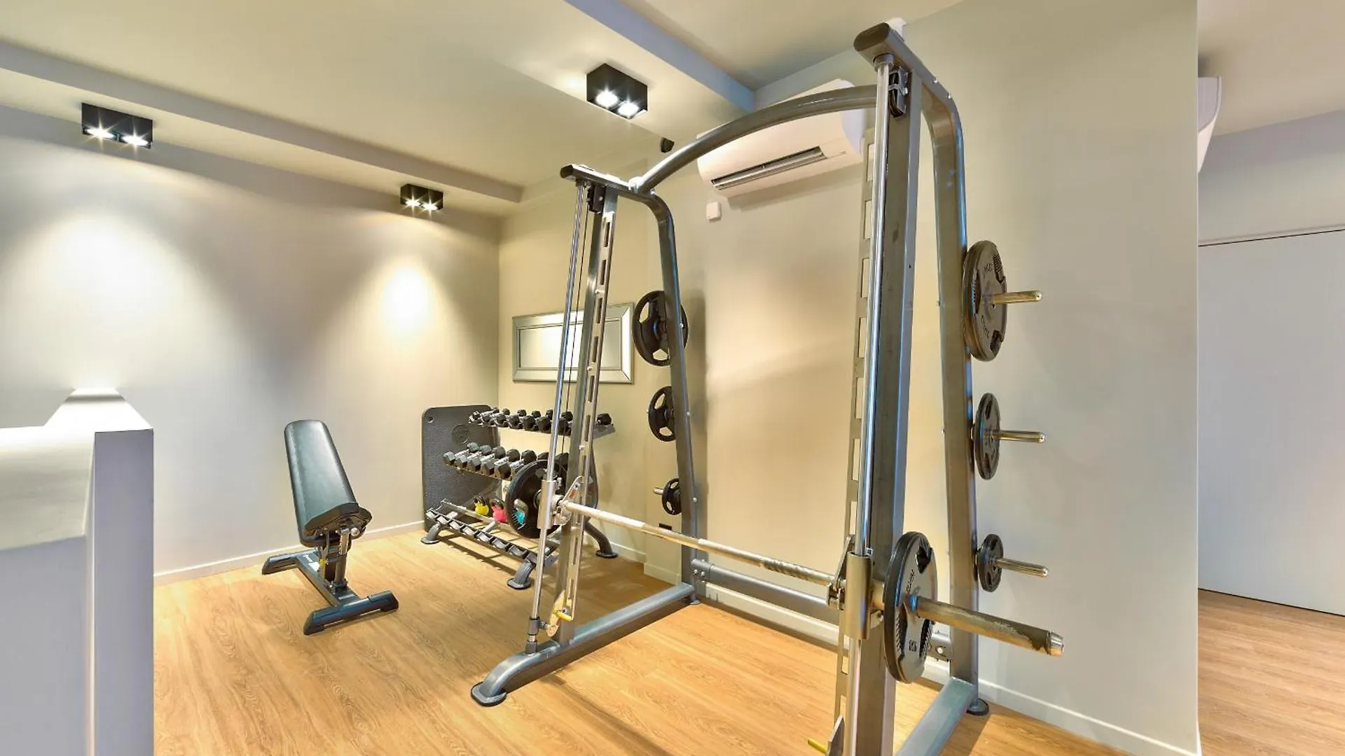 Διαμέρισμα Urban Flat 02 - Beautiful 4 Bdr Flat In Heart Of Παρίσι