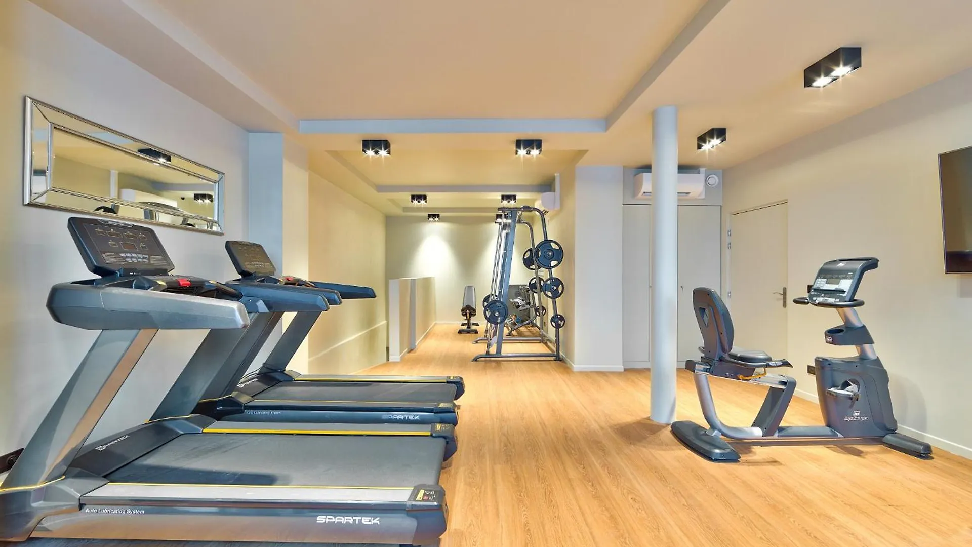 Διαμέρισμα Urban Flat 02 - Beautiful 4 Bdr Flat In Heart Of Παρίσι