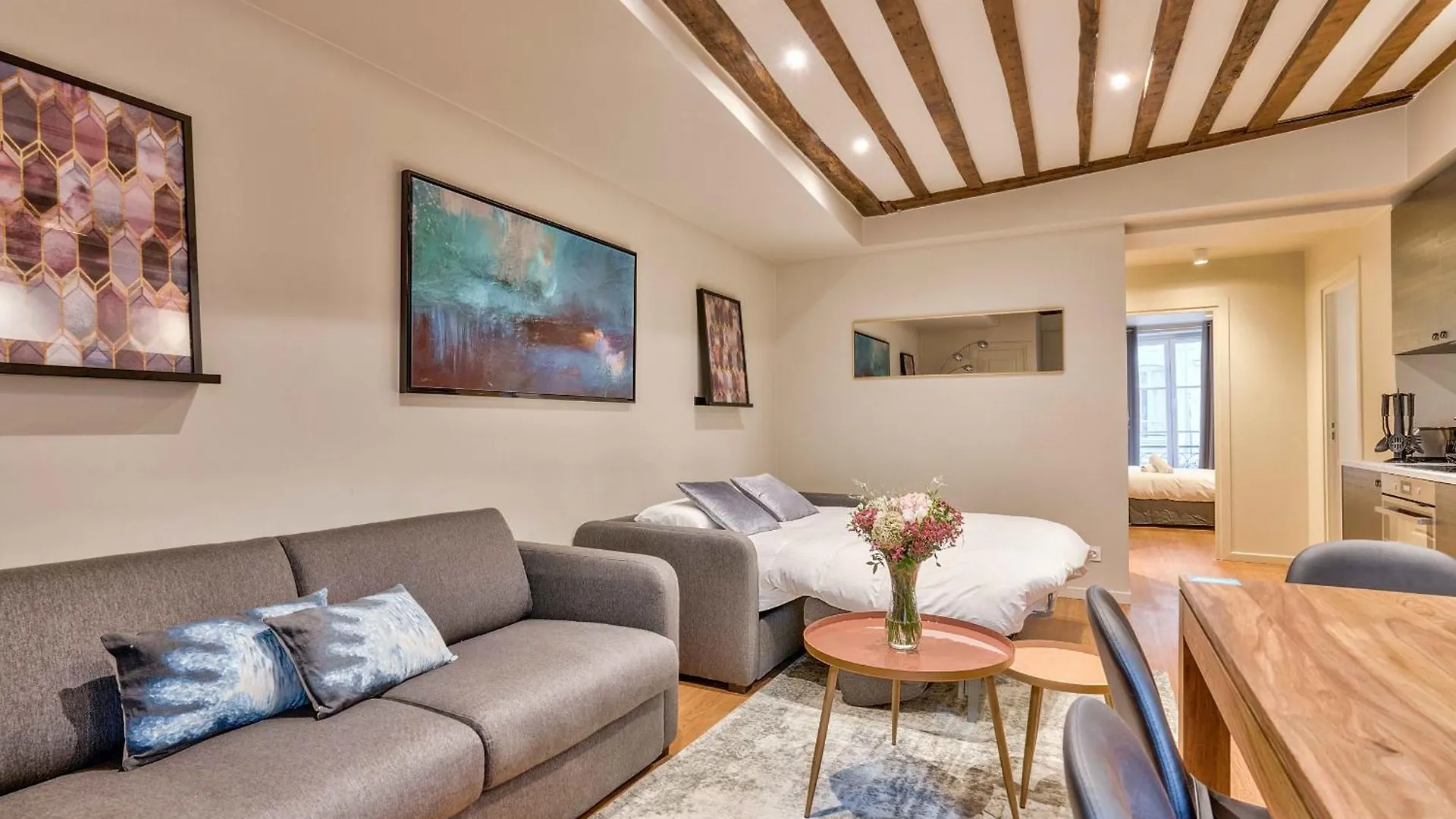 Urban Flat 02 - Beautiful 4 Bdr Flat In Heart Of Apartamento *